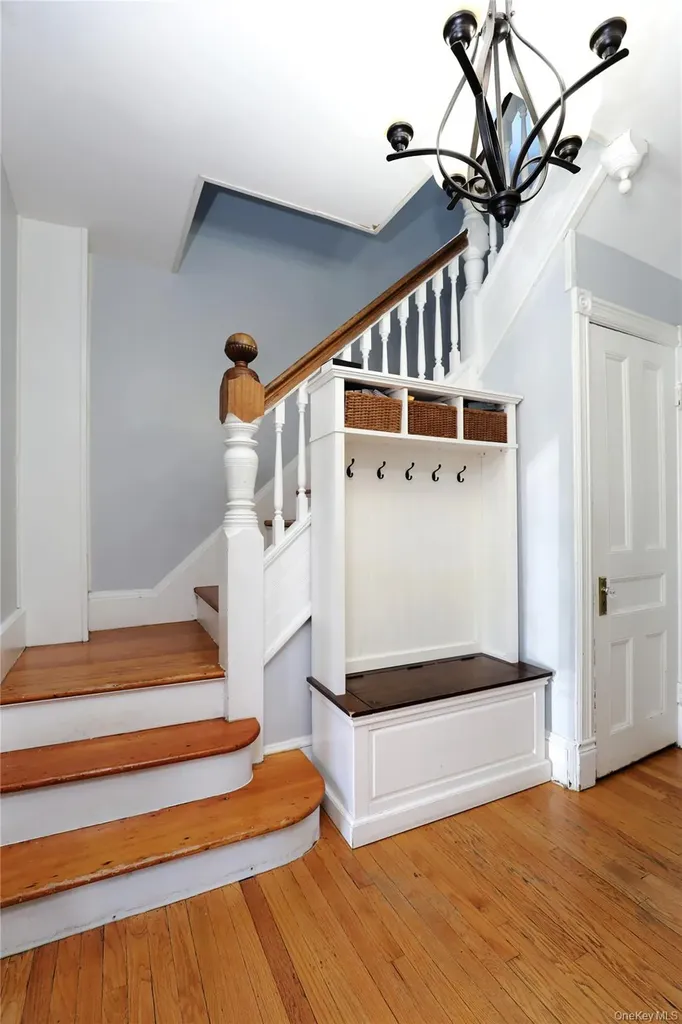 159 Smith Avenue Kingston NY 12401