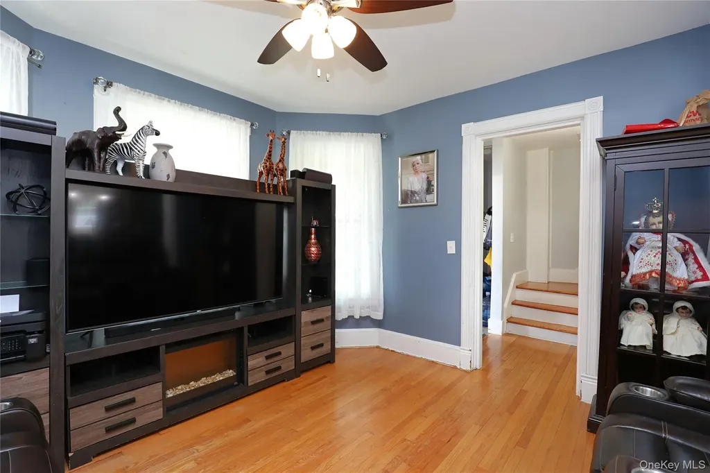 159 Smith Avenue Kingston NY 12401