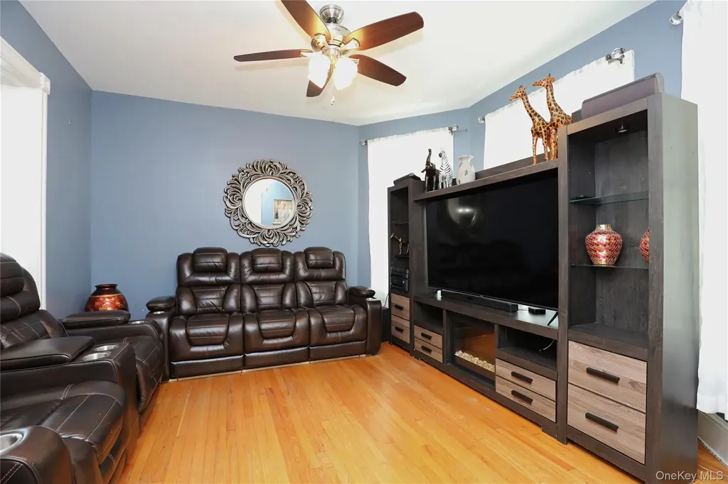 159 Smith Avenue Kingston NY 12401