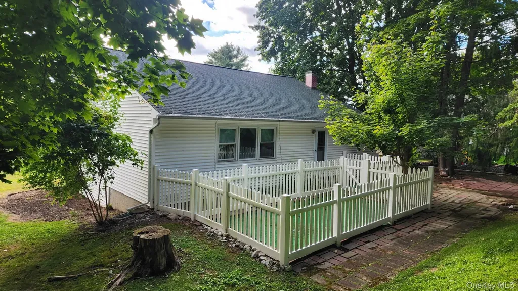 32 Bloomer Road Brewster NY 10509