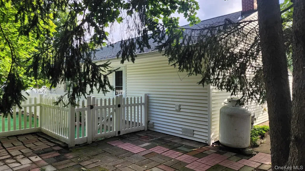 32 Bloomer Road Brewster NY 10509