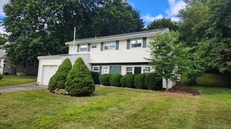 32 Bloomer Road Brewster NY 10509