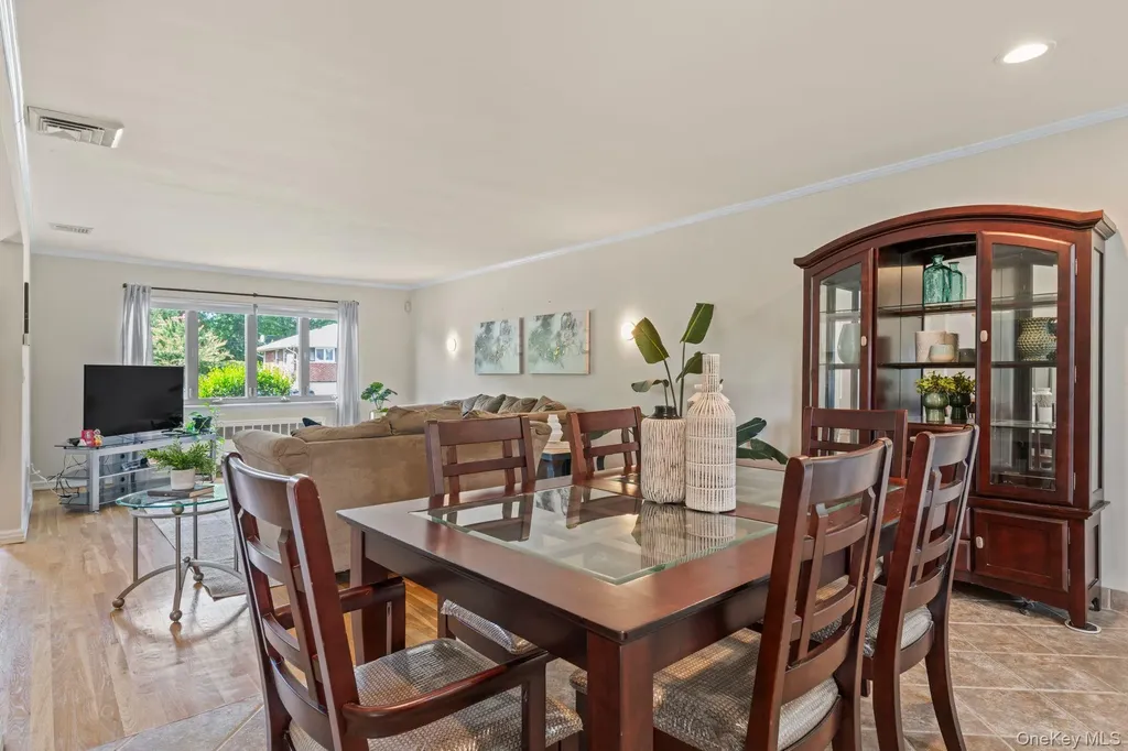 114 Seaman Road Jericho NY 11753