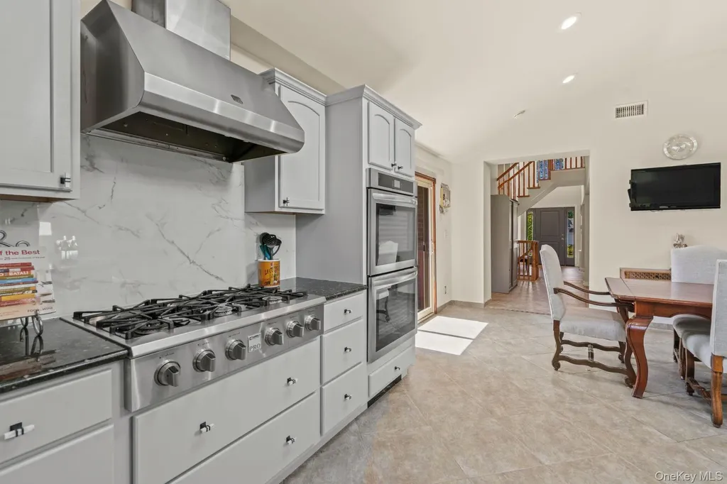 114 Seaman Road Jericho NY 11753