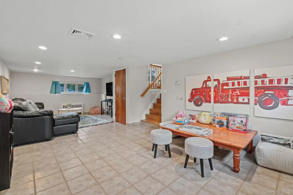 114 Seaman Road Jericho NY 11753