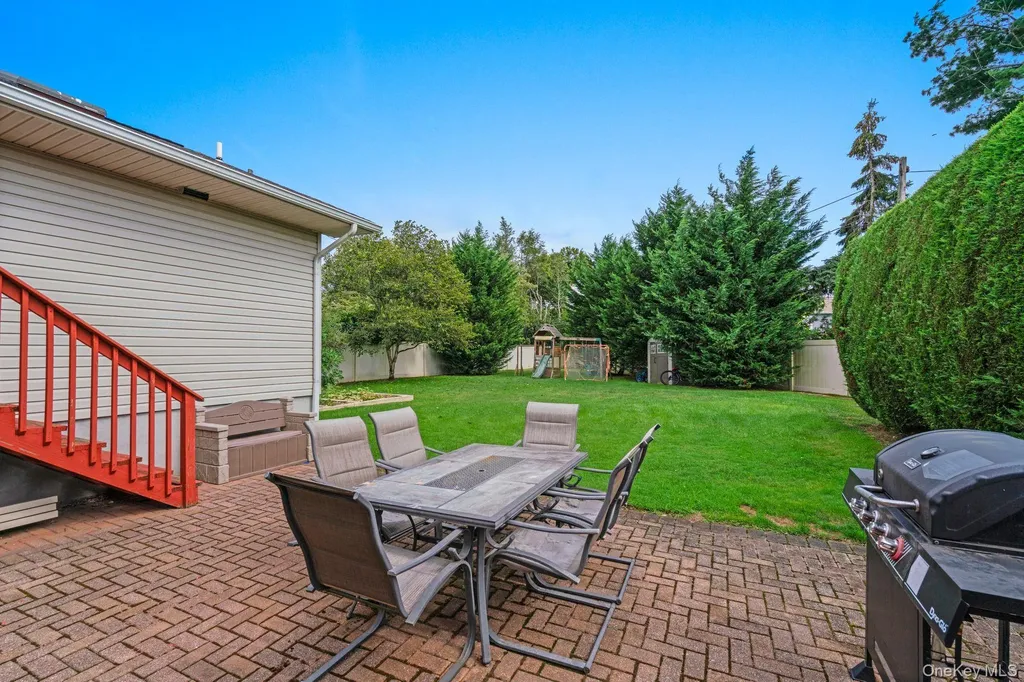 114 Seaman Road Jericho NY 11753