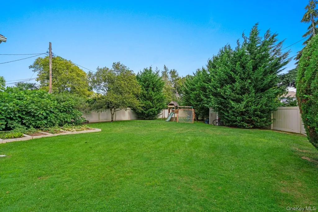 114 Seaman Road Jericho NY 11753