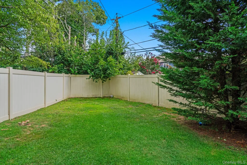 114 Seaman Road Jericho NY 11753