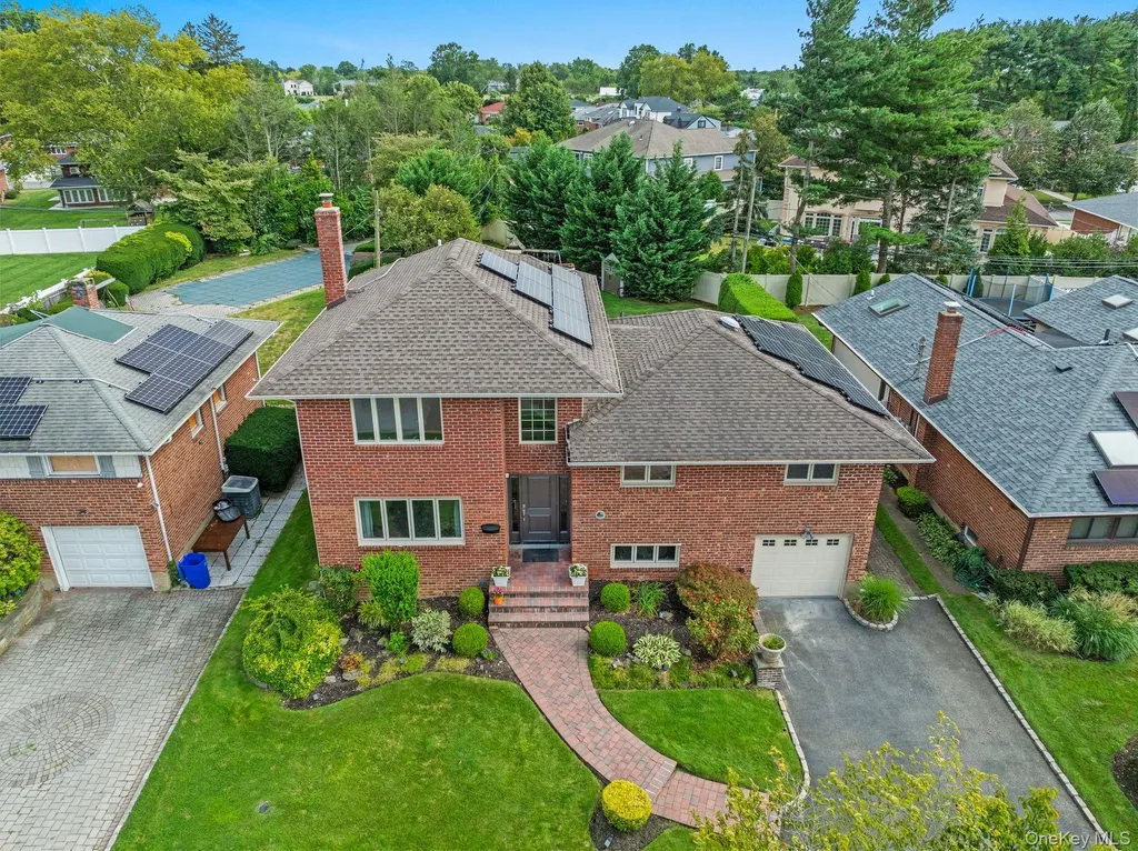 114 Seaman Road Jericho NY 11753