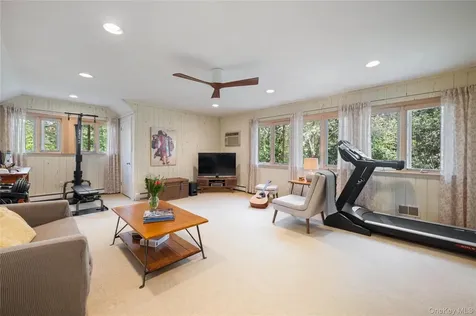 20 Lewis Road Irvington NY 10533