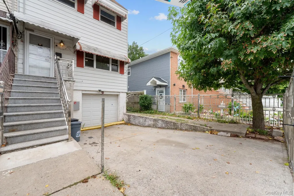 160 Stephens Avenue Bronx NY 10473