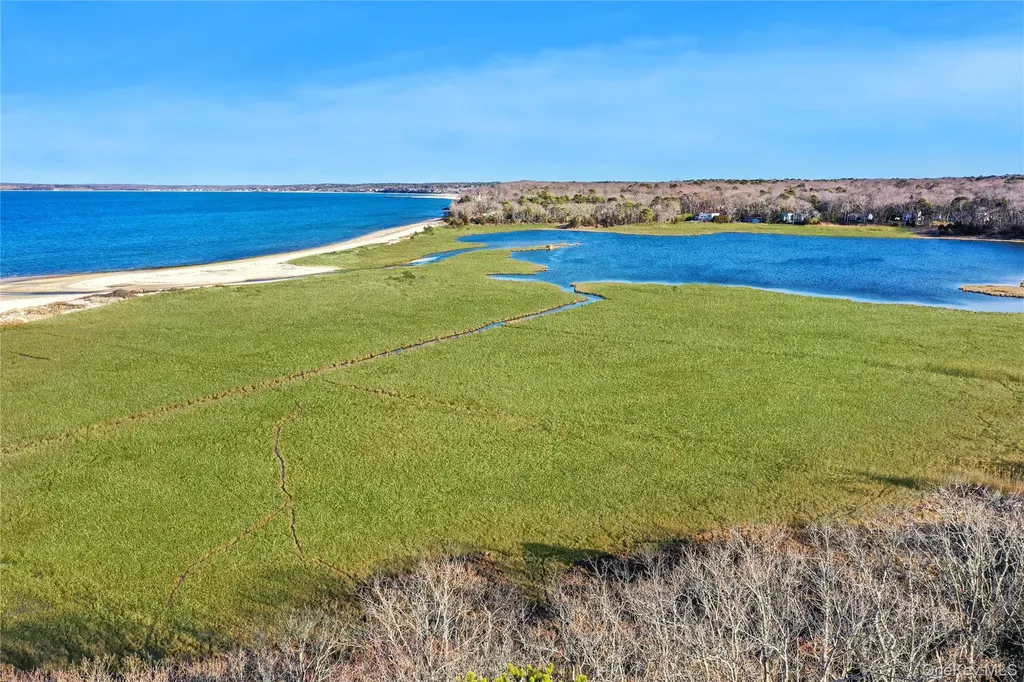19 Petrel Lane Hampton Bays NY 11946