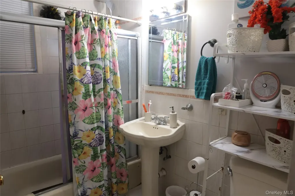 1264 E 52nd Street Brooklyn NY 11234
