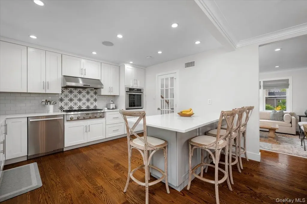 33 Temple Street Harrison NY 10528