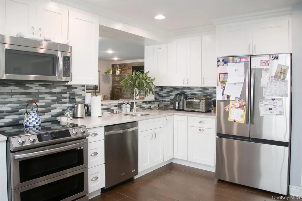 1944 Lowell Lane Merrick NY 11566