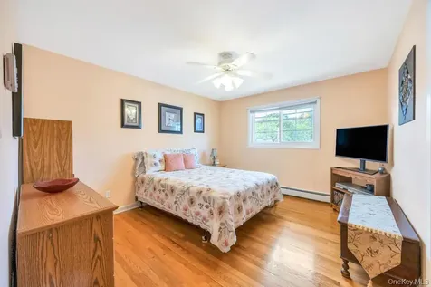 338 Stewart Avenue Bethpage NY 11714