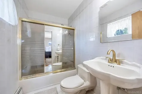 338 Stewart Avenue Bethpage NY 11714