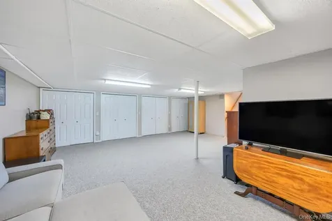 338 Stewart Avenue Bethpage NY 11714