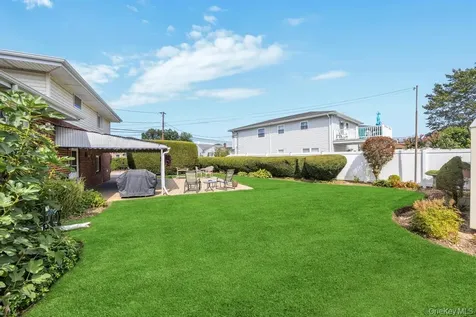 338 Stewart Avenue Bethpage NY 11714
