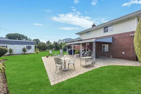 338 Stewart Avenue Bethpage NY 11714