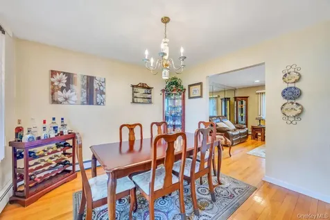 338 Stewart Avenue Bethpage NY 11714