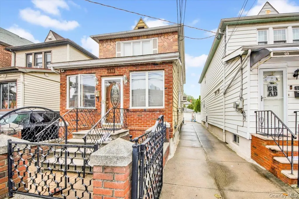 1630 Radcliff Avenue Bronx NY 10462