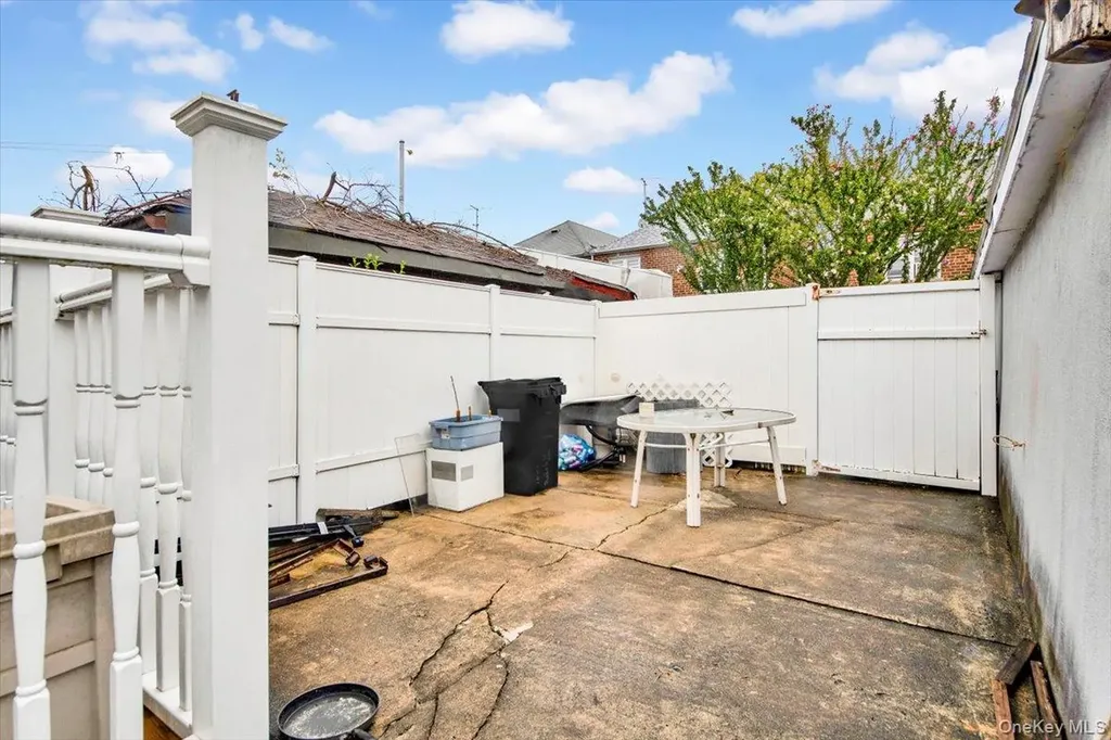 1630 Radcliff Avenue Bronx NY 10462