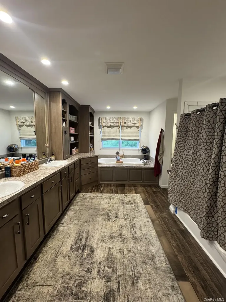 155 Metzger Road Red Hook NY 12571