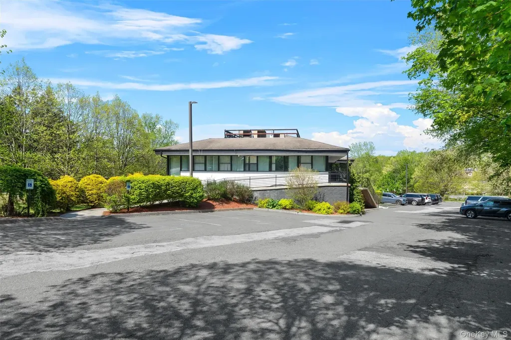 2 Corporate Drive Central Valley NY 10917