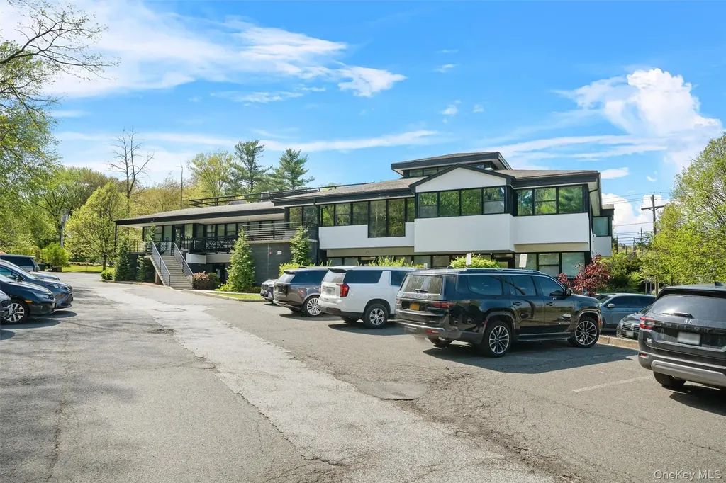 2 Corporate Drive Central Valley NY 10917