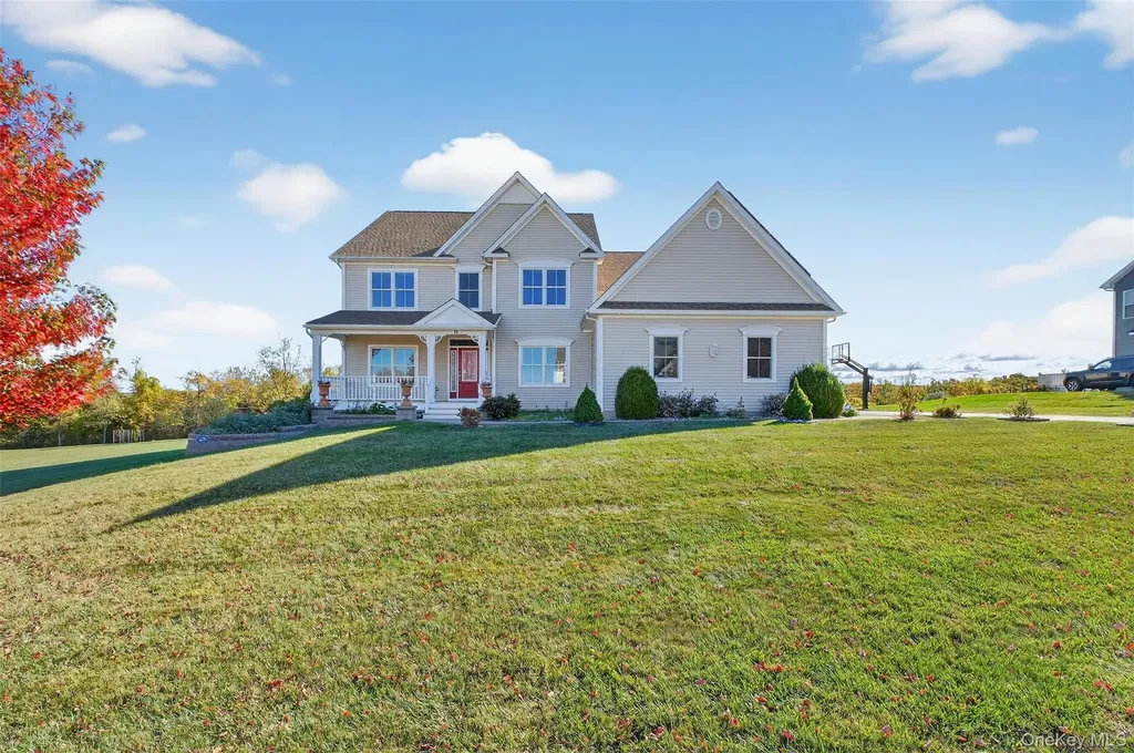 71 Ridgeline Drive Poughkeepsie NY 12603