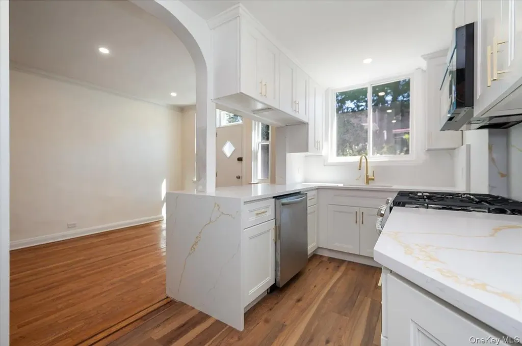 2456 Morgan Avenue Bronx NY 10469
