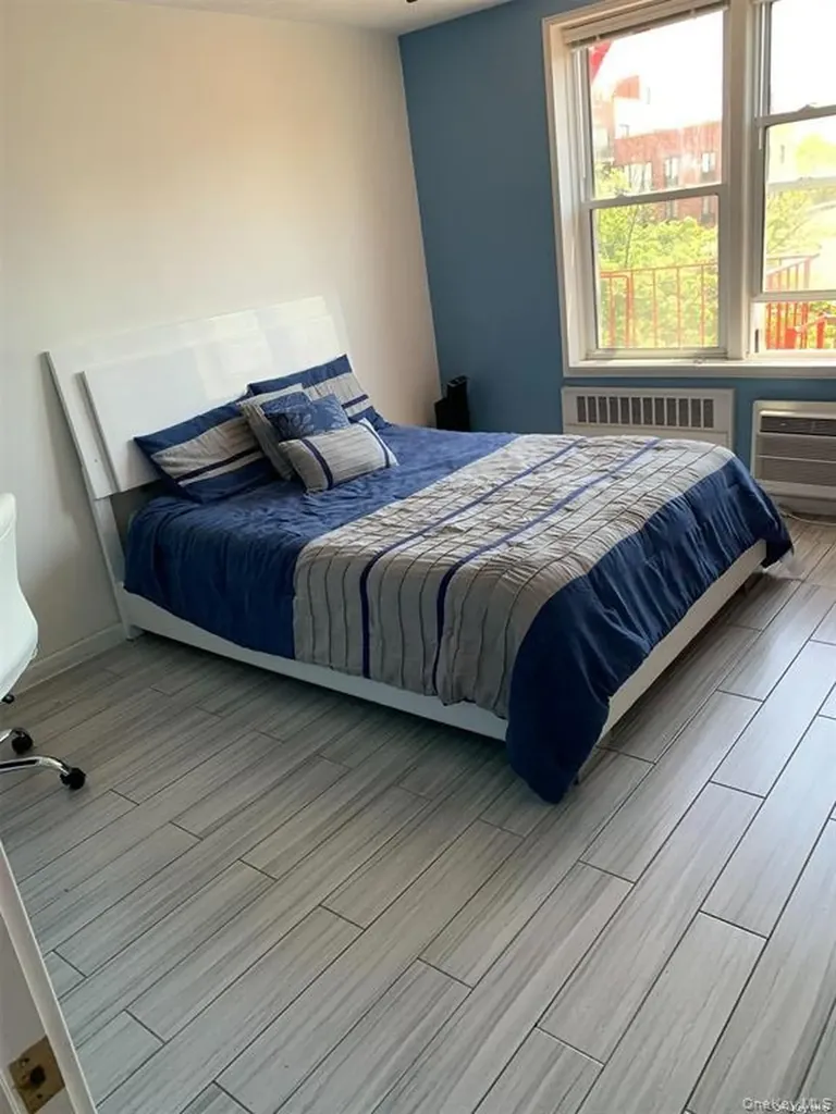 8605 60th Road Elmhurst NY 11373