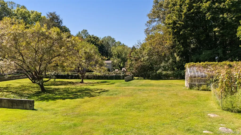 9 Oregon Road Bedford Corners NY 10549