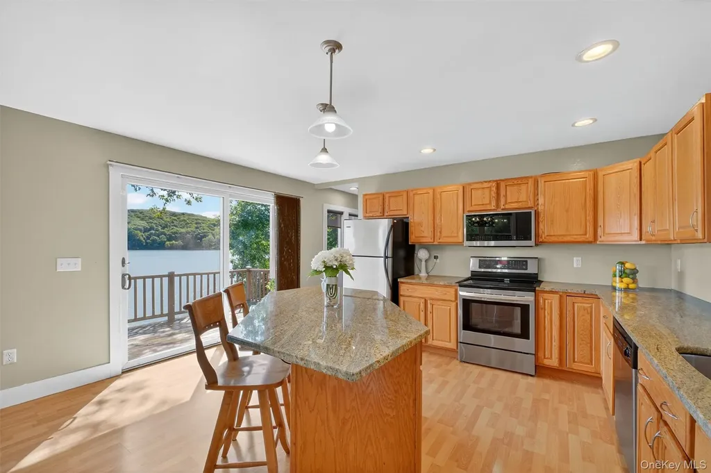 60 Lakeview Drive Holmes NY 12531