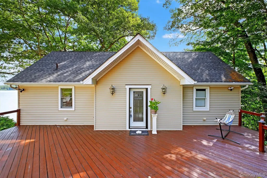 60 Lakeview Drive Holmes NY 12531