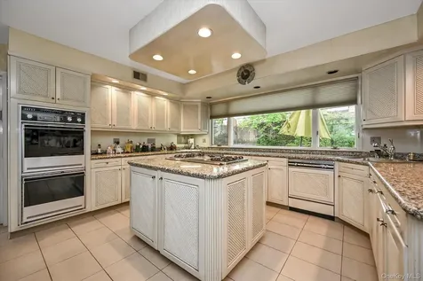 138-45 78th Drive Kew Garden Hills NY 11367