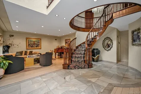 138-45 78th Drive Kew Garden Hills NY 11367