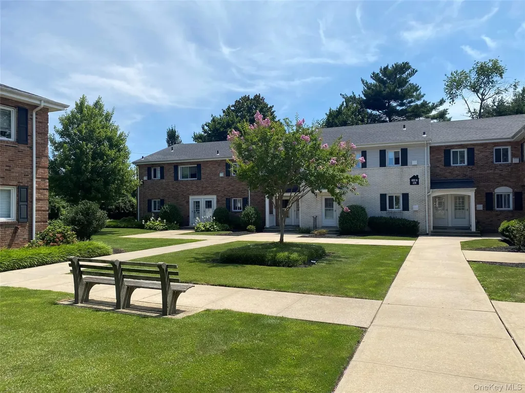 400 Dawson Lane Jericho NY 11753