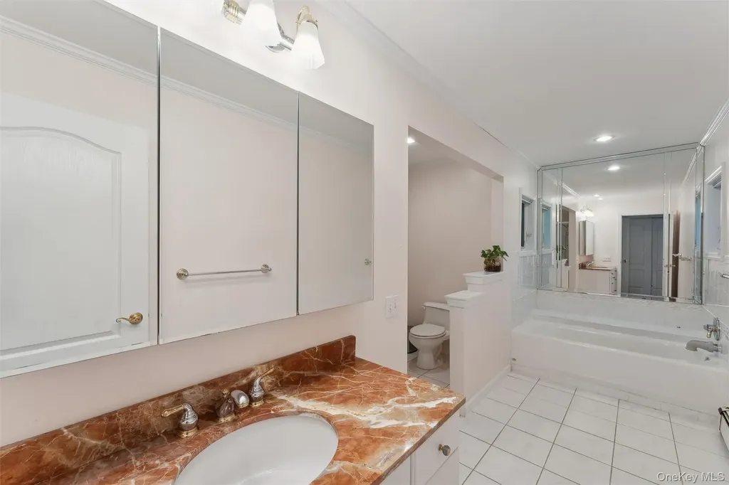 6 Wintergreen Lane Westhampton NY 11977