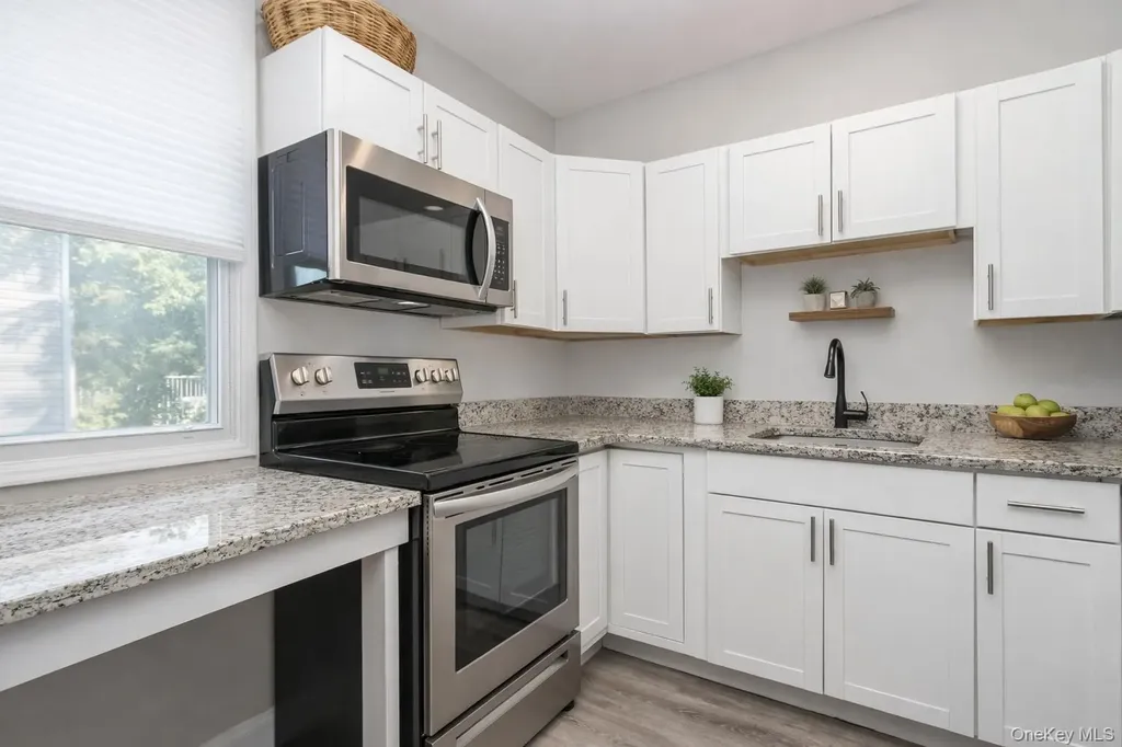 2748 W Main Street Poughkeepsie NY 12590