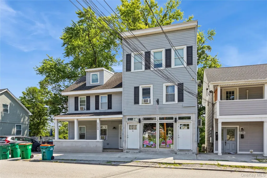 2748 W Main Street Poughkeepsie NY 12590