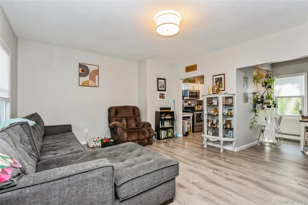 2748 W Main Street Poughkeepsie NY 12590