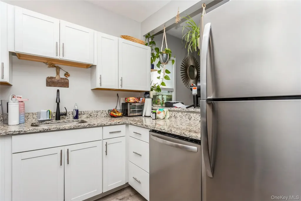 2748 W Main Street Poughkeepsie NY 12590