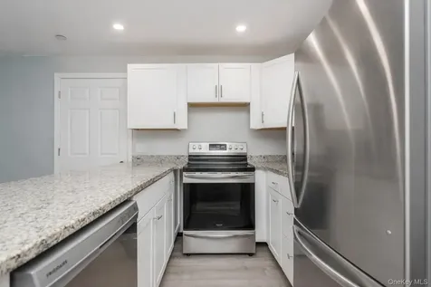 2748 W Main Street Poughkeepsie NY 12590