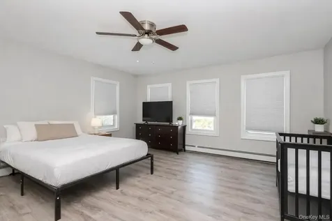 2748 W Main Street Poughkeepsie NY 12590