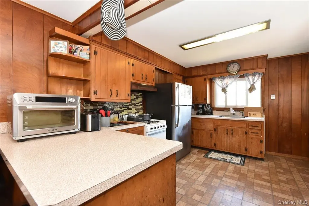 2355 Mitchell Place Bellmore NY 11710