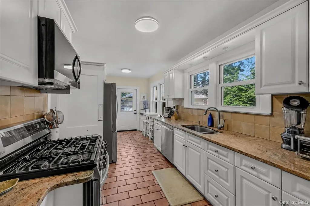 99 Rider Avenue Malverne NY 11565