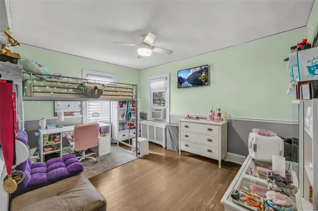 99 Rider Avenue Malverne NY 11565