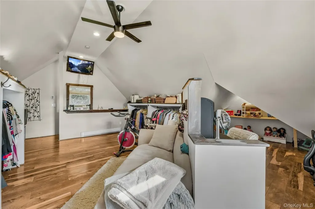 99 Rider Avenue Malverne NY 11565